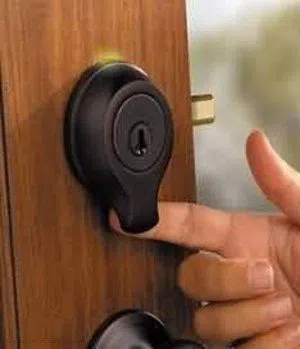 Malverne Locksmith Service Malverne, NY 516-283-5299 - emergency-locksmith-opening